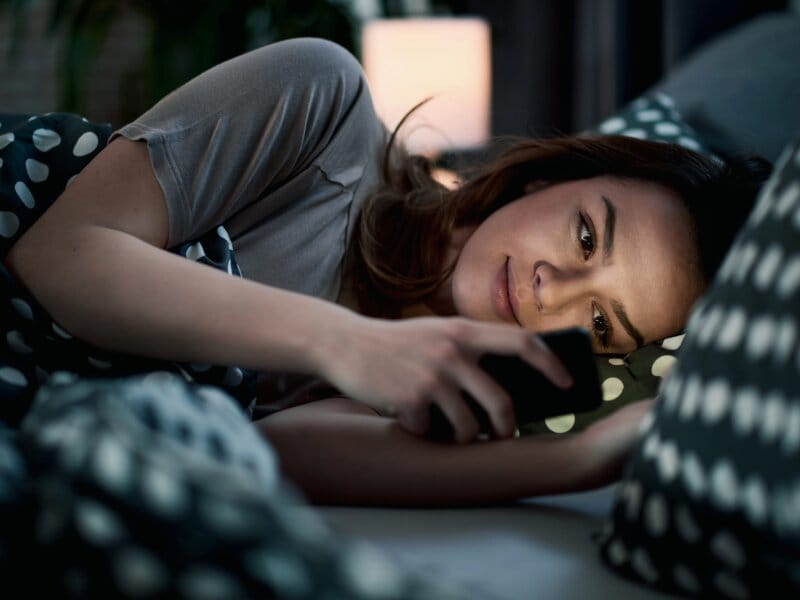 Schlafstörung, Melatonin, Einschlafstörung, Lavendel, Hopfen, Passionsblume, Baldrian.