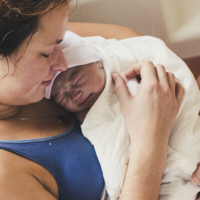 Schwangerschaft Frau Hausgeburt Geburtsort SSW Entbindung Wochenbett Ruhe Vorteil Komplikation