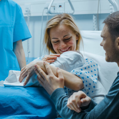 Schwangerschaft Frau Klinikgeburt Geburtsort SSW Entbindung Versorgung